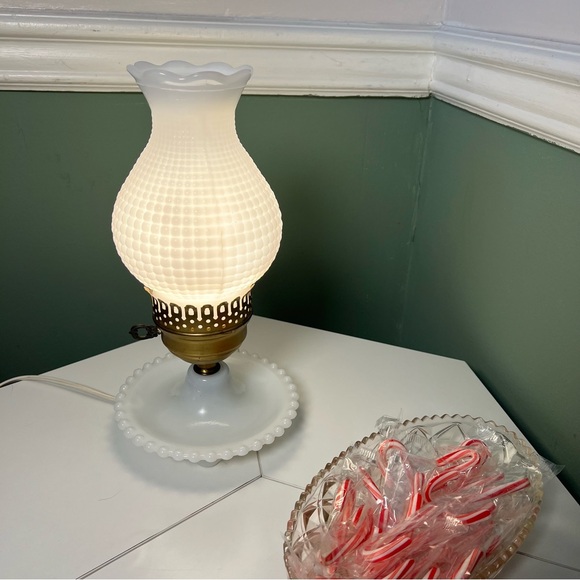 Vintage Other - VTG Hobnail Milk Glass Electric Hurricane Parlor Table Boudoir Lamp